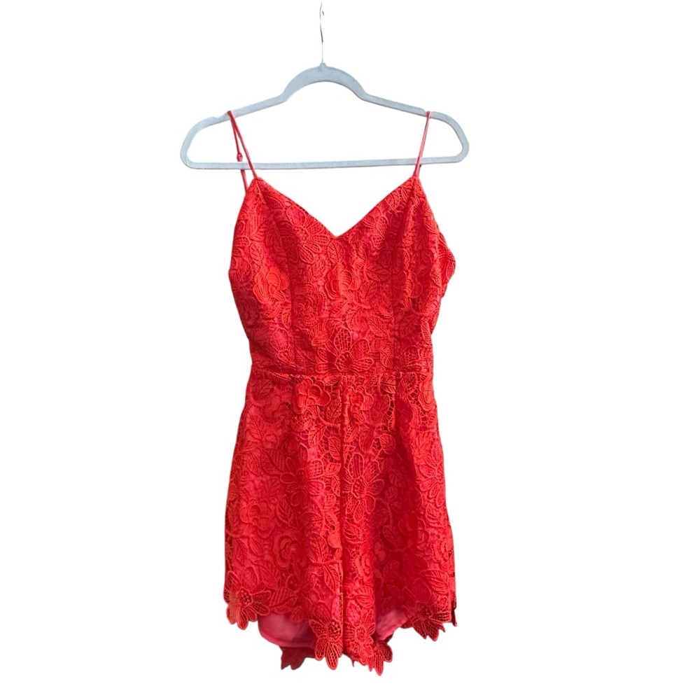 Lovers + Friends Songbird Lace Romper Red Women’s Size Medium Excellent EUC